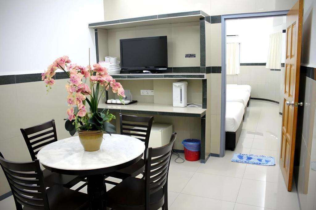 Burmahtel Hotel George Town Ngoại thất bức ảnh